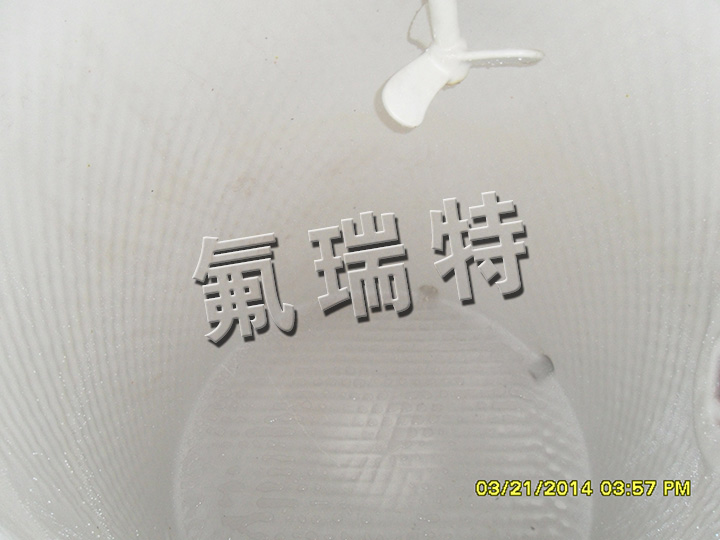 鋼襯塑儲(chǔ)罐、反應(yīng)釜